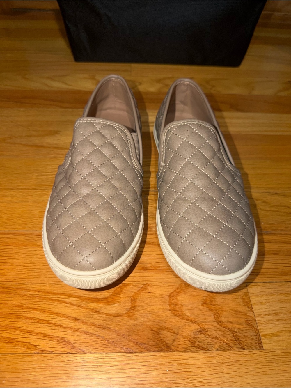 Quilted Slip-On Women's Sneakers in Taupe